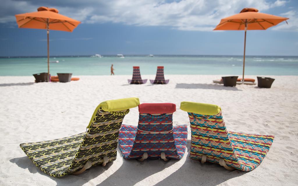 Oceanica Resort Panglao, Bohol Εξωτερικό φωτογραφία Beach chairs