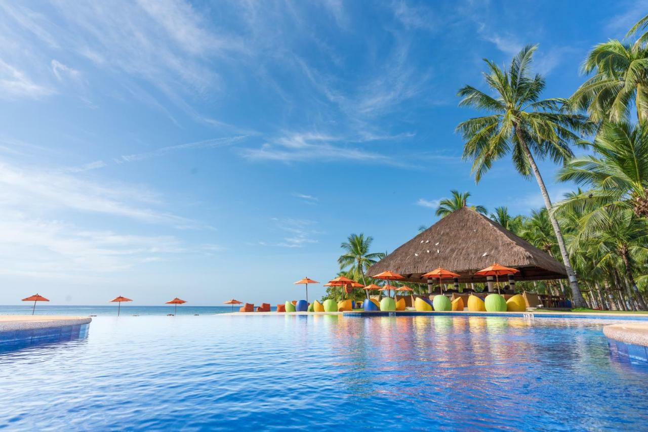 Oceanica Resort Panglao, Bohol Εξωτερικό φωτογραφία The beach at the resort