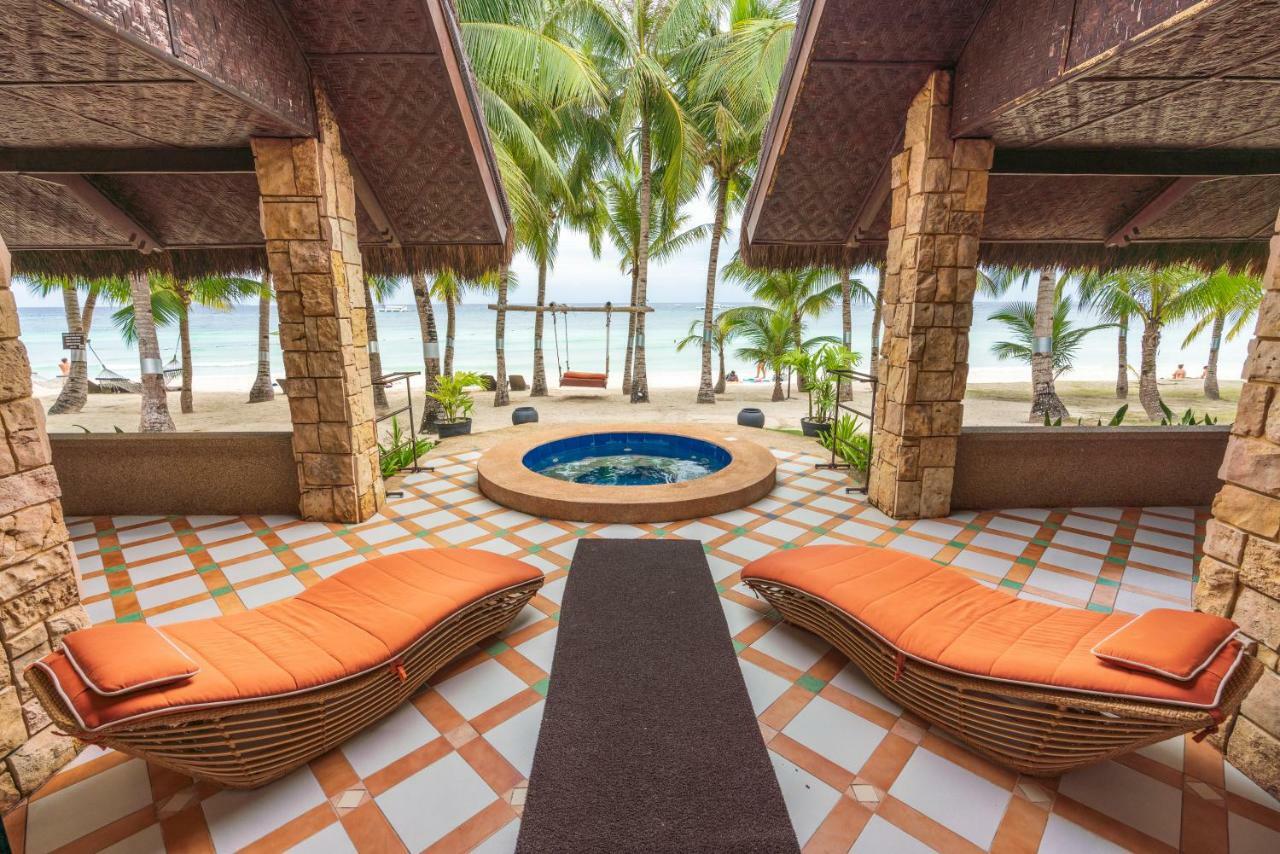 Oceanica Resort Panglao, Bohol Εξωτερικό φωτογραφία The beach at the resort